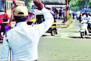 Traffic police launch special campaign for footpath freedom in Nagpur