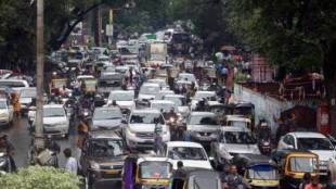 pune traffic jam issue