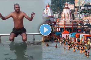 viral video just get a slip of 10 rupees someone else will bathe in this cold ganga river