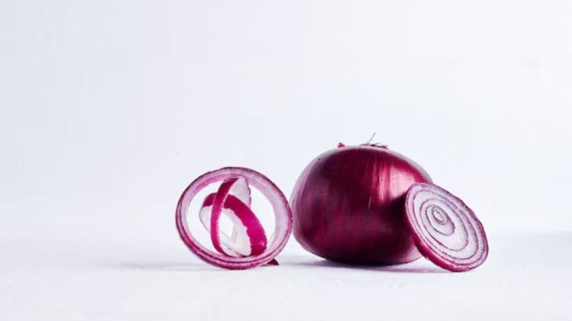 What happens to your body if you eat raw onions every day