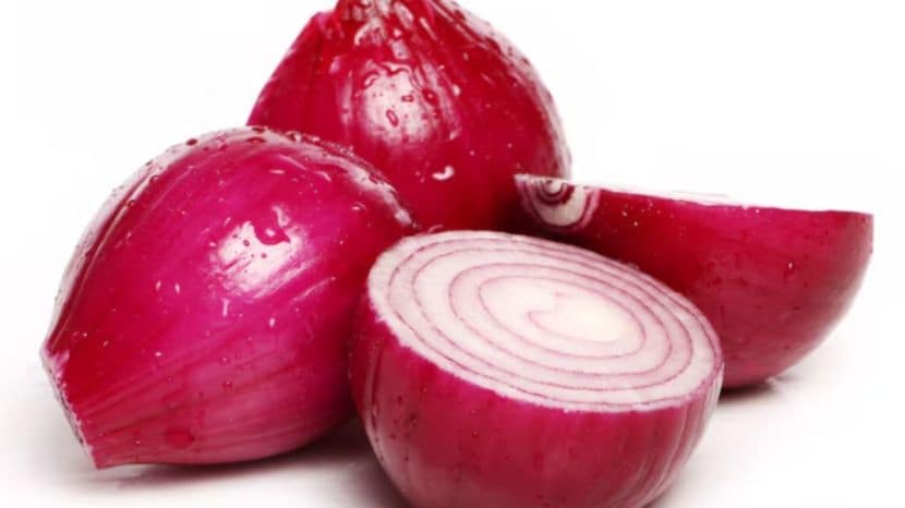 What happens to your body if you eat raw onions every day