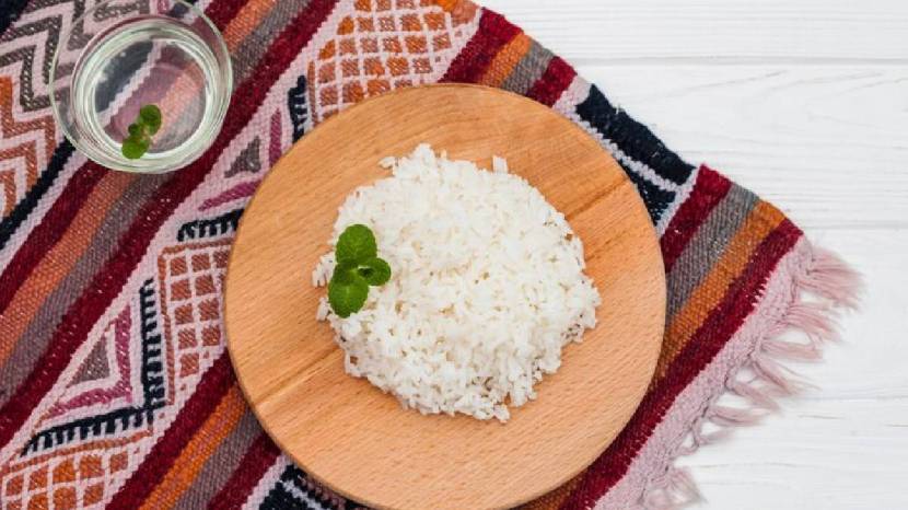 Eat rice with legumes in the night