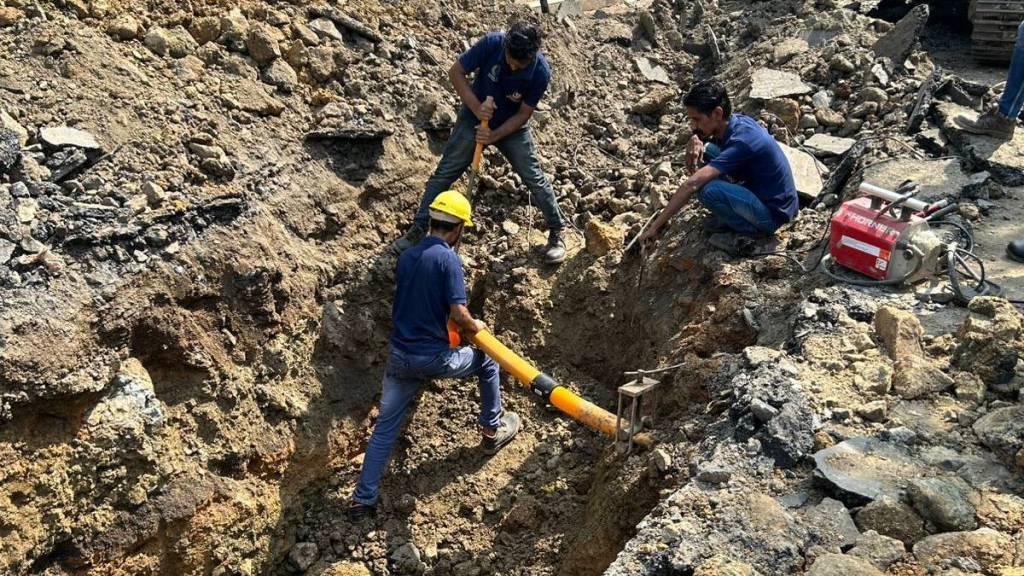 Gas leak during excavation in Vasai Agarwal Nagari