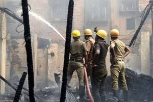 Mumbai Jogeshwari Oshiwara Furniture Market Fire