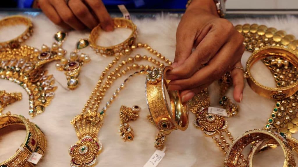 Gold and silver prices rise by Rs 3,100 per 10 grams and Rs 4,000 per kilogram in the past week.