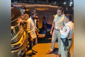 Traffic police take action against vehicles engaged in illegal traffic in Vasai Virar city