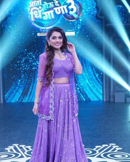 Jahnavi Killekar Purple Lehenga Look