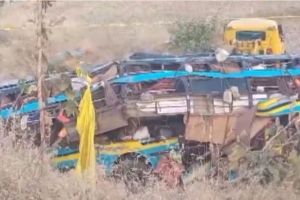 Nashik-Gujarat highway Accident