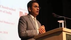 D. Y. Chandrachud On Pune Rape Case : पुण्यातील बलात्कार प्रकरणावर माजी सरन्यायाधीश डी. वाय. चंद्रचूड यांची प्रतिक्रिया; म्हणाले, “फक्त कायद्याच्या माध्यमातून…”