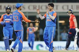 India vs England 5th T20 LIVE Score Updates in Marathi