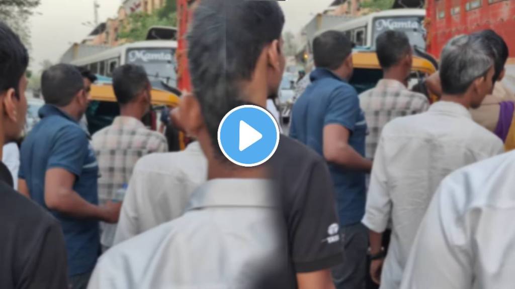 Shocking accident at vashi navi mumbai truck tyre burst on road video goes viral on social media