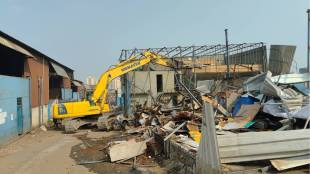 municipal administration action on Saturday after six day deadline to remove unauthorized constructions in Chikhli Kudalwadi