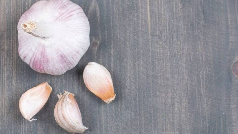 Simple way garlic peel remove in a few seconds