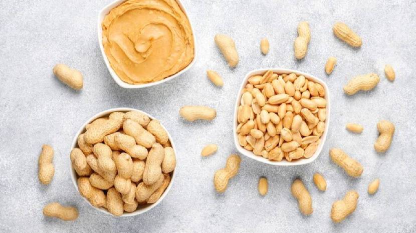 How does eating peanuts with skin affect health