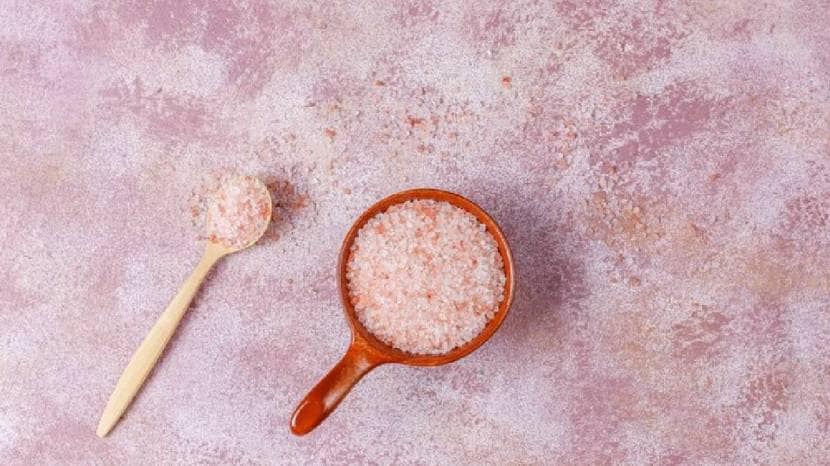 pink salt for skin