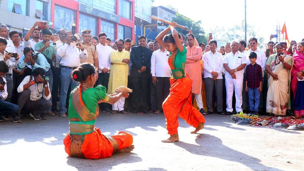 Jalgaon jai shivaji jai bharat padyatra held on wednesday by nss and shiv jayanti committee