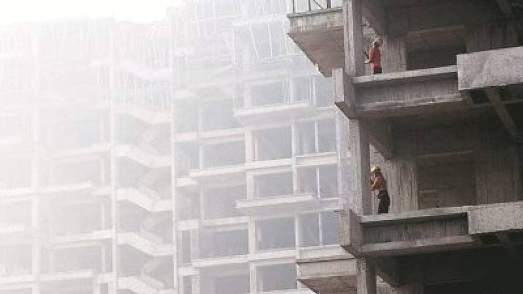 municipal corporation halted 208 construction projects for not preventing dust pollution at sites