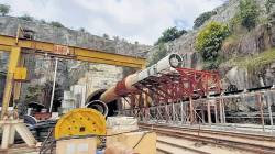 Telangana Tunnel Collapse : तेलंगणात मोठी दुर्घटना, बोगद्याचे छत कोसळले; ६ कामगार अडकल्याची भीती, बचावकार्य सुरू