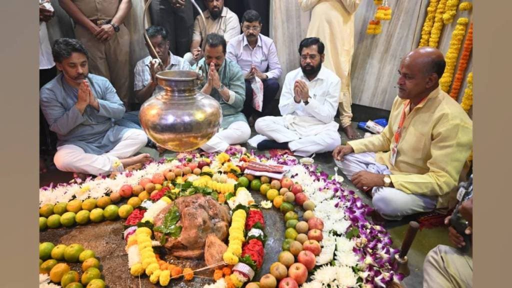 deputy cm eknath shinde visited kunakeshwar temple