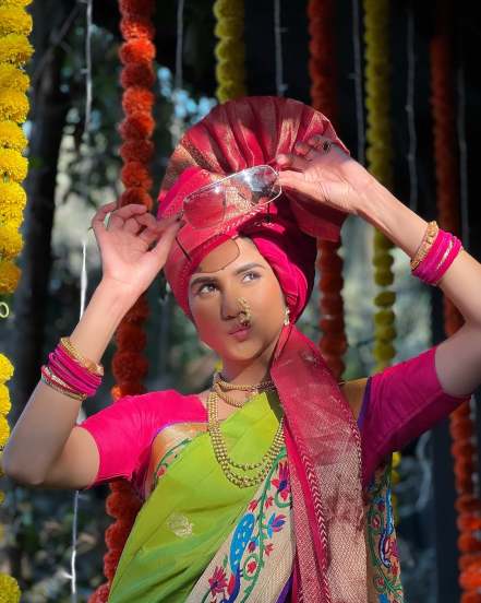 Pooja Birari Parrot Green Paithani Saree Look