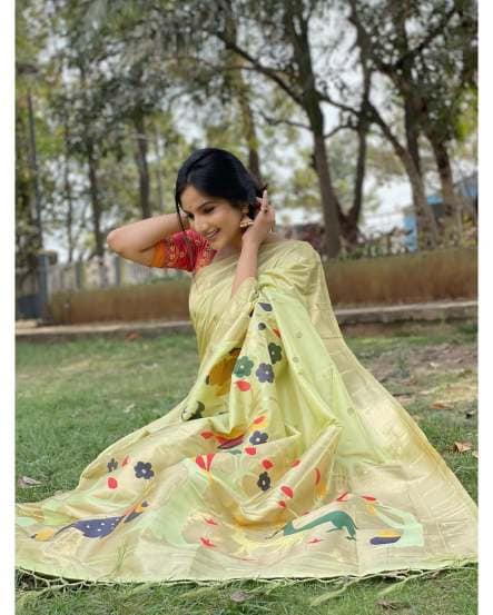 Pooja Birari Parrot Green Paithani Saree Look