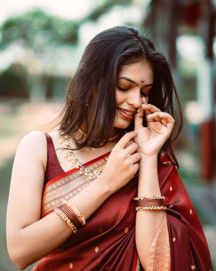 Roomani Khare Saree Look Photoshoot