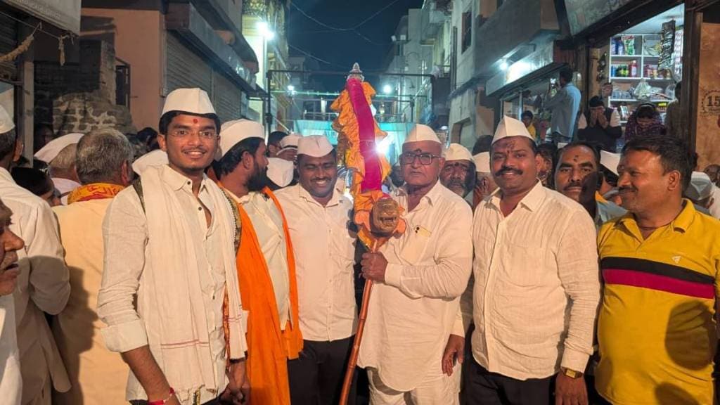 palanquin ceremony concludes the Godad Maharaj Sanjeev Samadhi ceremony