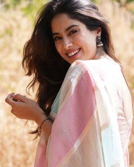 Janhvi Kapoor in saree