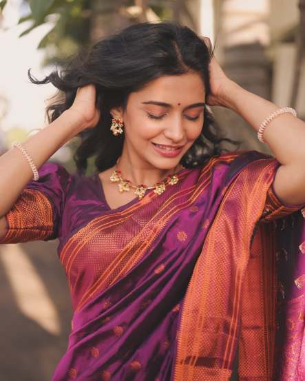 Shivani Mundhekar Purple Paithani Saree