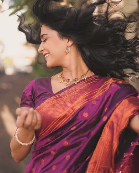 Shivani Mundhekar Purple Paithani Saree