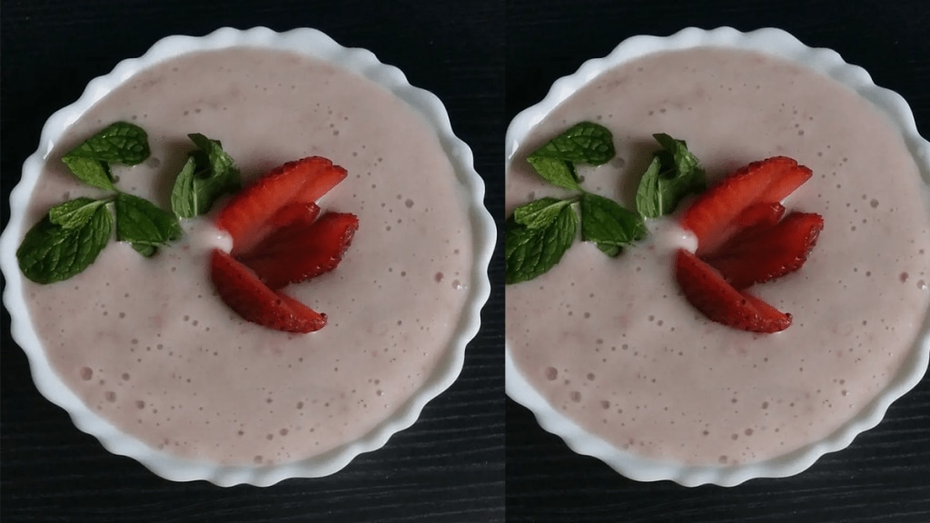 Strawberry Banana Smoothie Recipe In Marathi