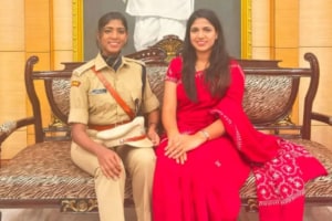 Success story of two sisters ias ishwarya ramanathan and ips sushmitha ramanathan raised in poverty yet cracked upsc exam