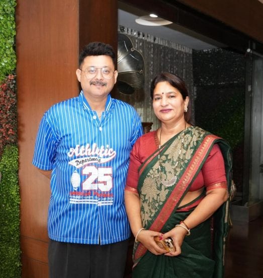 Marathi actor swapnil joshi met bjp minister met Chandrashekhar Bawankule