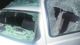 Vehicles vandalized by gang in Vadgaon Sheri