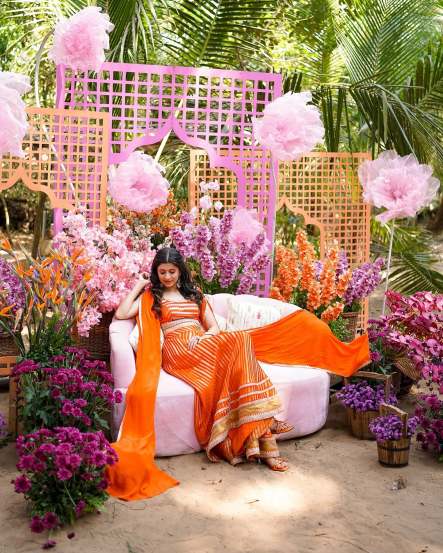 ankita walawalkar and kunal bhagat mehendi ceremony