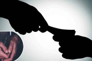 Assistant Police Inspector arrested while taking bribe of Rs. 2 lakhs