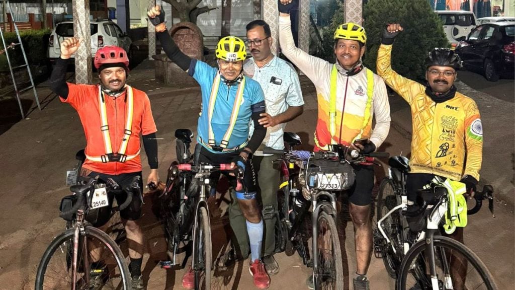 Eight amateur cyclists cover 1210 km in 88 hours