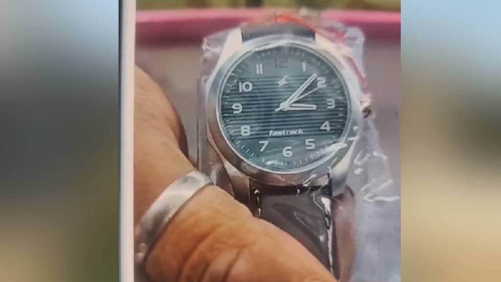 Selling fake watches under the name of a reputable company Pune news