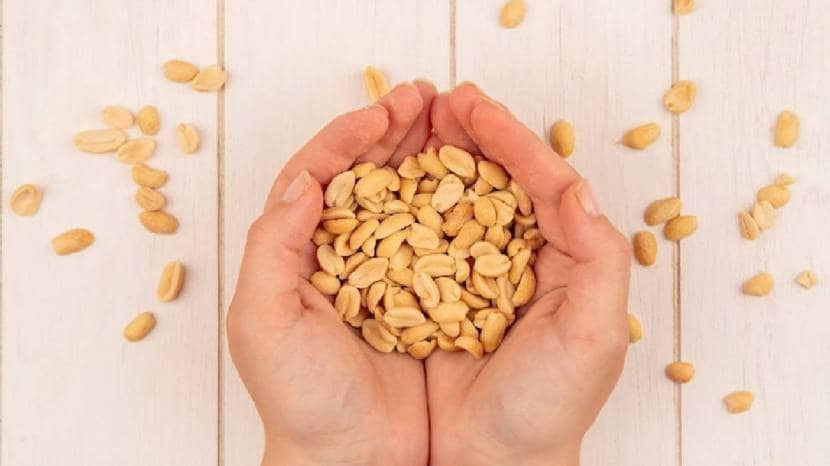 handful of peanuts benefits for peri menopausal and menopausal women