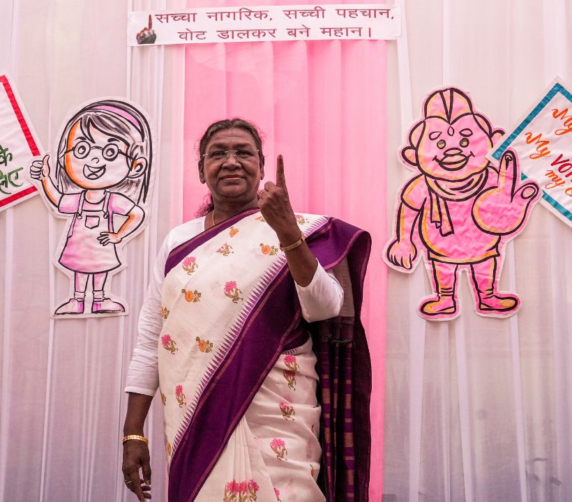 President Droupadi Murmu made her way to the polling booth at Rashtrapati Bhavan to cast her vote. (PTI Photo)