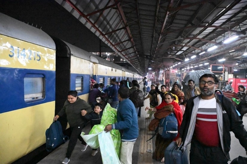 What is the Reason of New Delhi Railway Station stampede