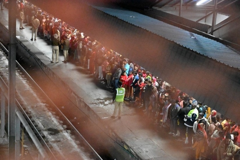 New Delhi Railway Station Stampede Reason