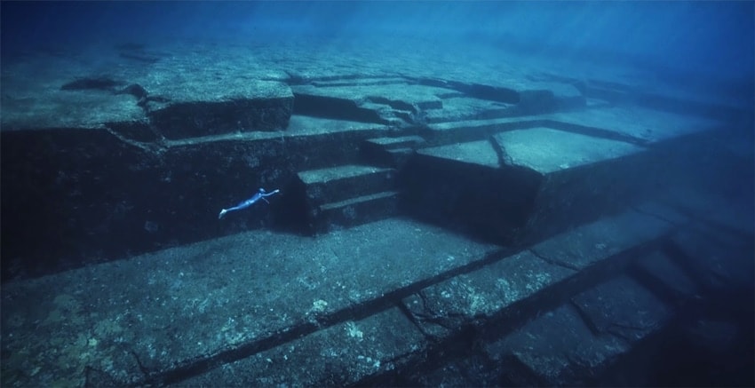 the yonaguni monument