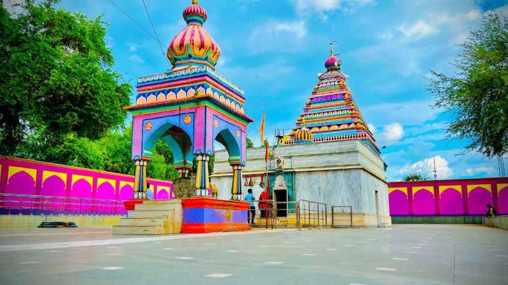 devotees darshan ramalingam maharaj on mahashivratri