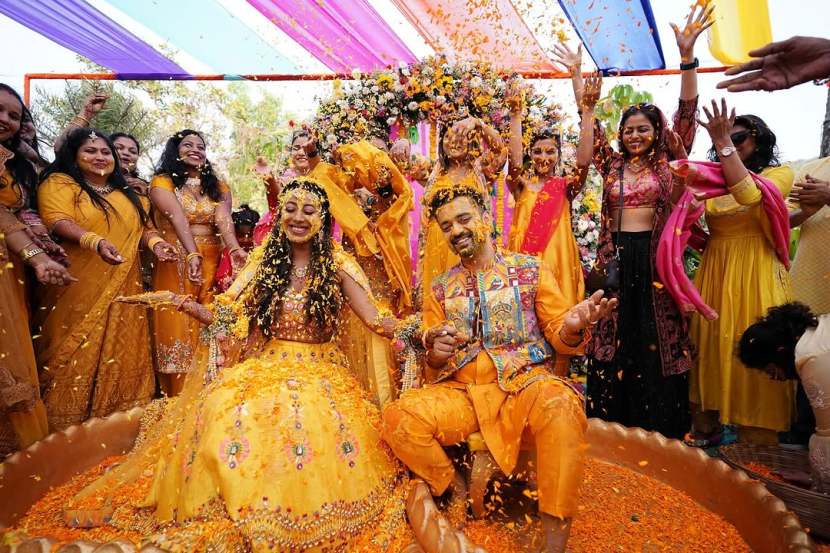 bigg boss marathi fame actress meenal shah wedding photos