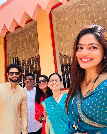 pooja sawant family trip to kokan with husband family siddesh chavan