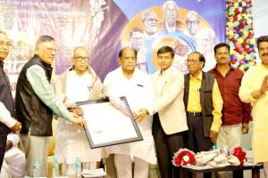 acknowledged personalities in hingoli honored with gratitude