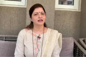 chairperson state women commission rupali chakankar on alandi unauthorized warkari educational institution