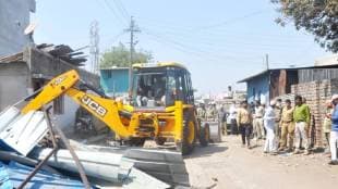 ahilyanagar district Shrirampur illegal slaughterhouses razed municipal encroachment removal campaign