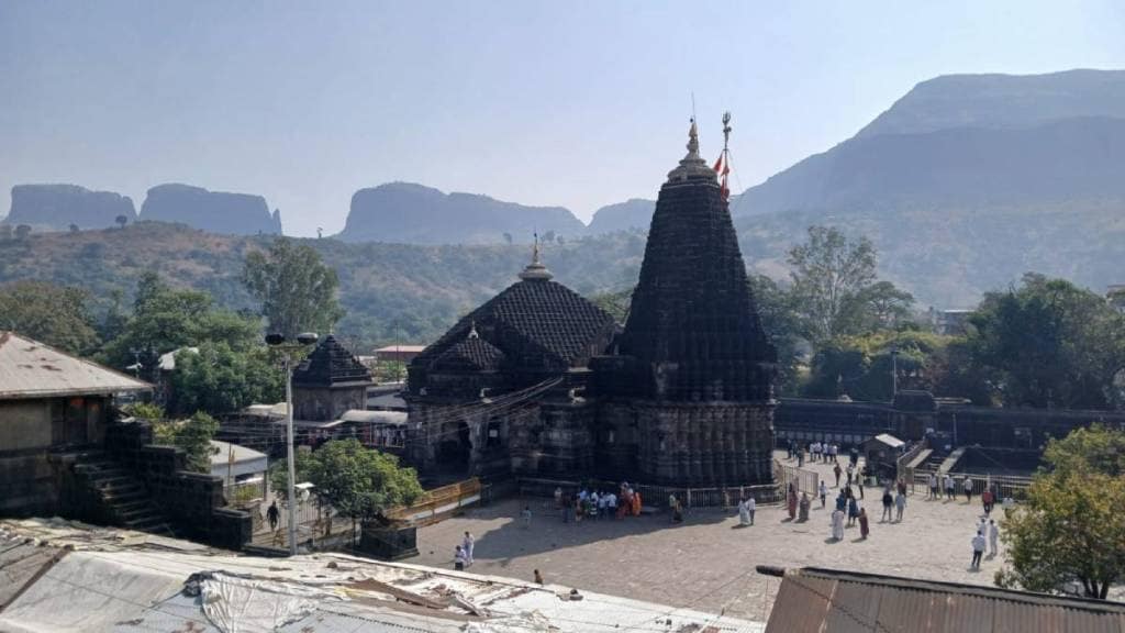 Trimbakeshwar Temple Prepares for Maha Shivaratri